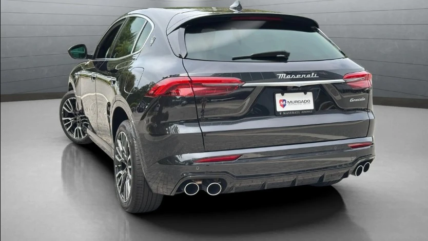 2025 Maserati Grecale - Image 4 of 11