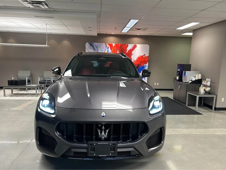 2025 Maserati Grecale - Image 2 of 20