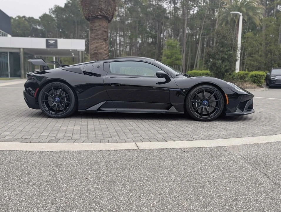 2025 Maserati MC20 - Image 3 of 13