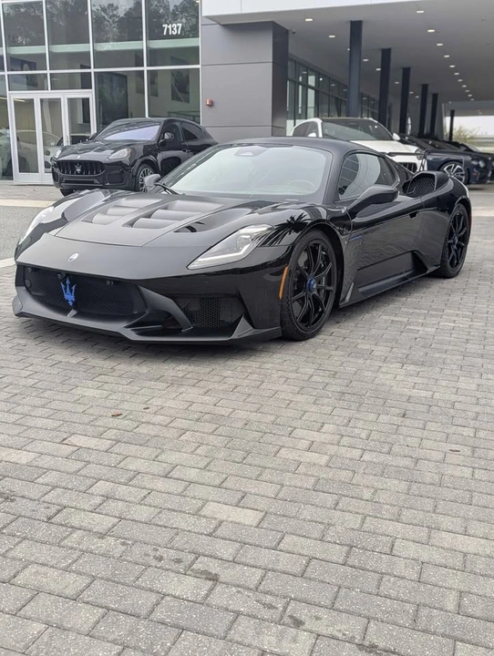 2025 Maserati MC20 - Image 7 of 13