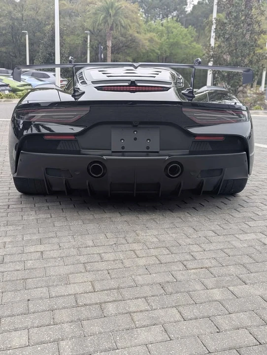 2025 Maserati MC20 - Image 5 of 13