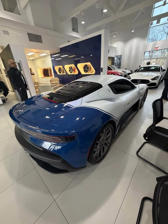 2025 Maserati MC20 - Image 4 of 8