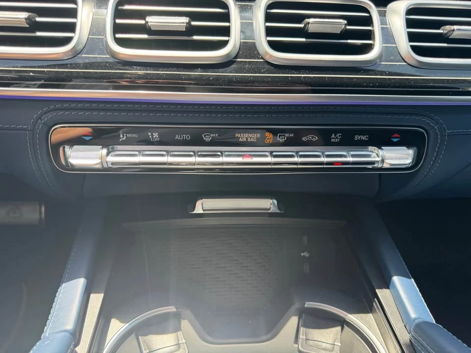 2025 Maybach - Image 11 of 19
