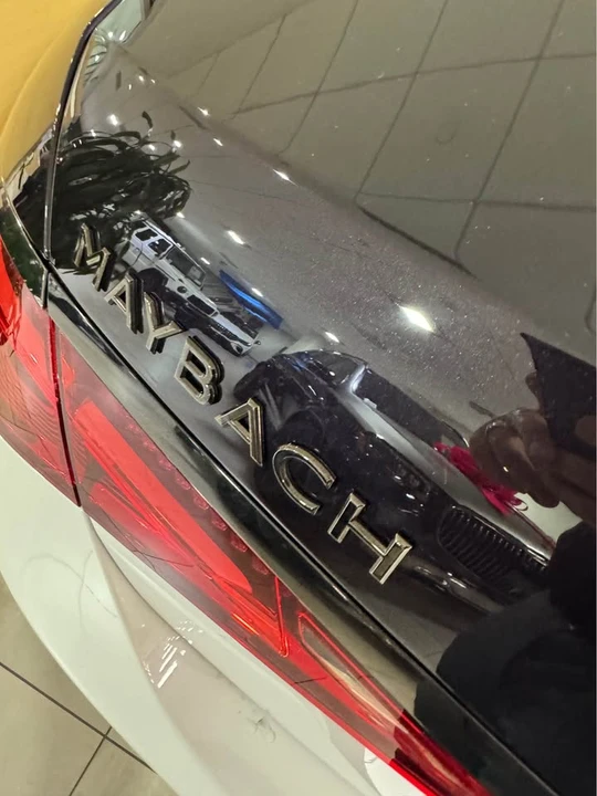 2025 Maybach - Image 4 of 11