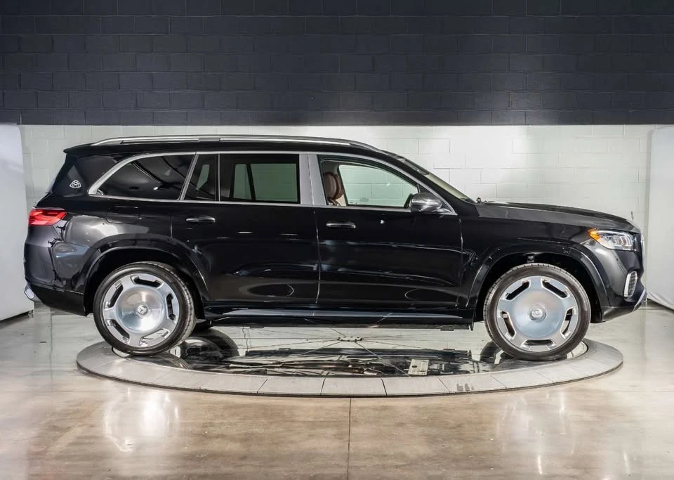 2025 Maybach - Image 8 of 9