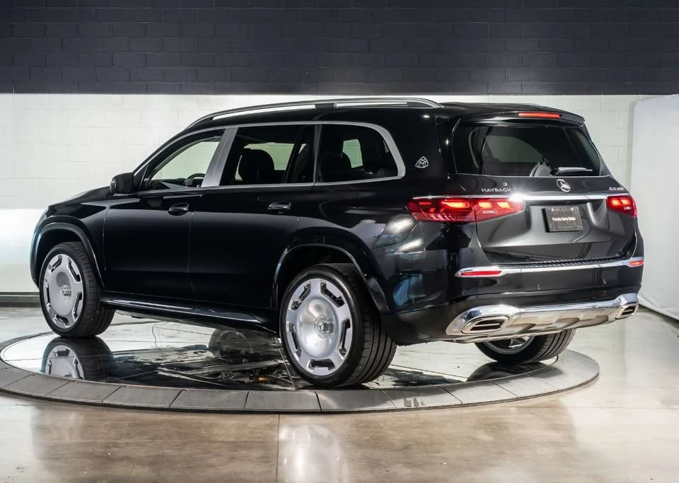 2025 Maybach - Image 2 of 9