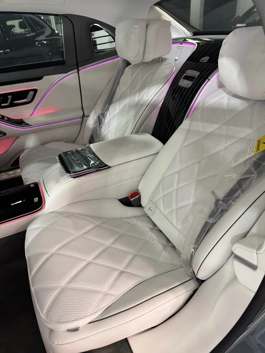 2025 Maybach - Image 11 of 19