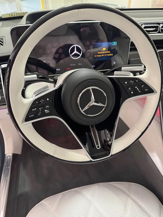 2025 Maybach - Image 14 of 19