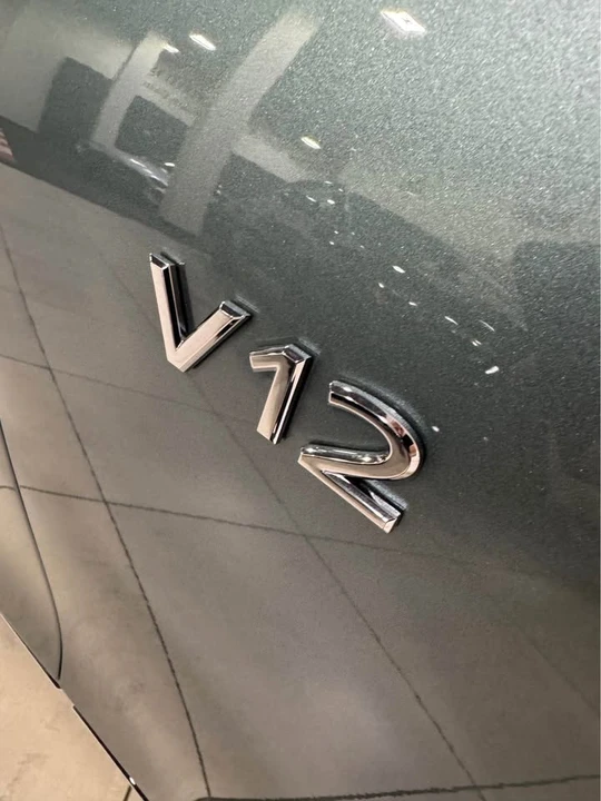 2025 Maybach - Image 6 of 19