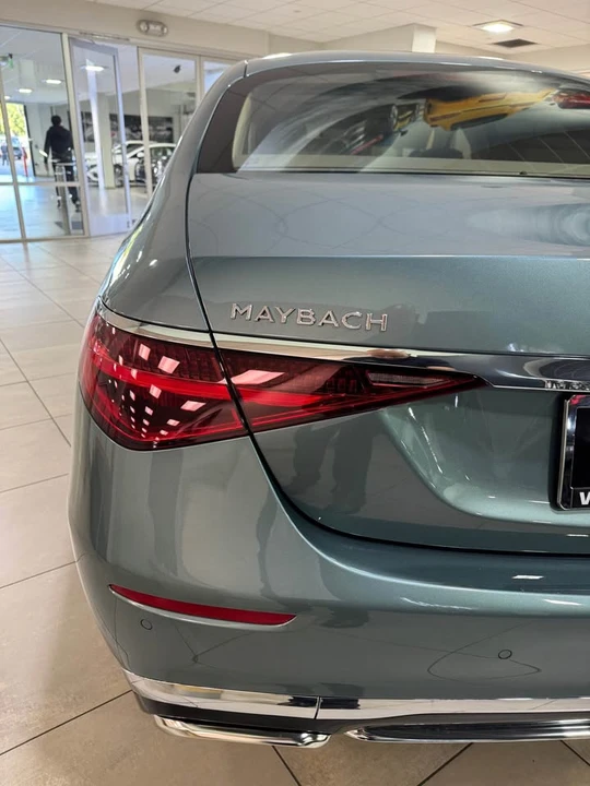 2025 Maybach - Image 9 of 19