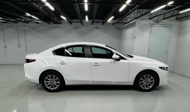 2025 Mazda Mazda 3 4th Gen - Image 6 of 21