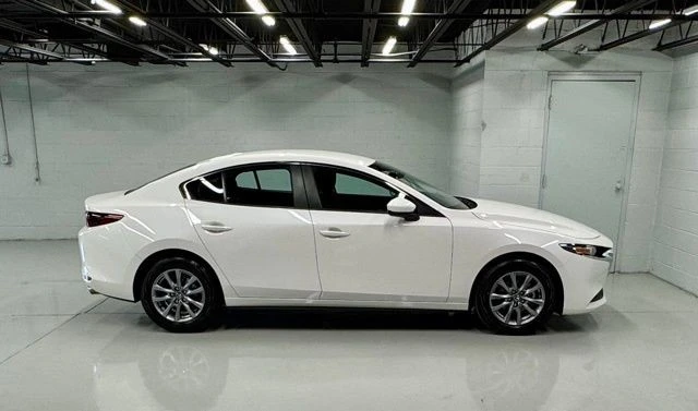 2025 Mazda Mazda 3 4th Gen - Image 6 of 21