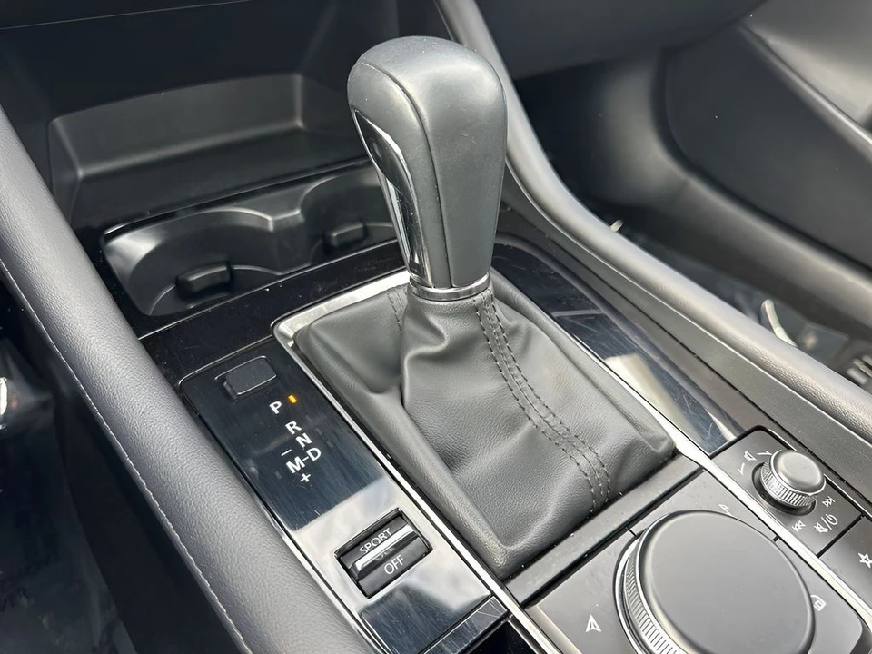 2025 Mazda Mazda 3 4th Gen - Image 17 of 21