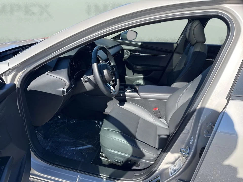 2025 Mazda Mazda 3 4th Gen - Image 9 of 12