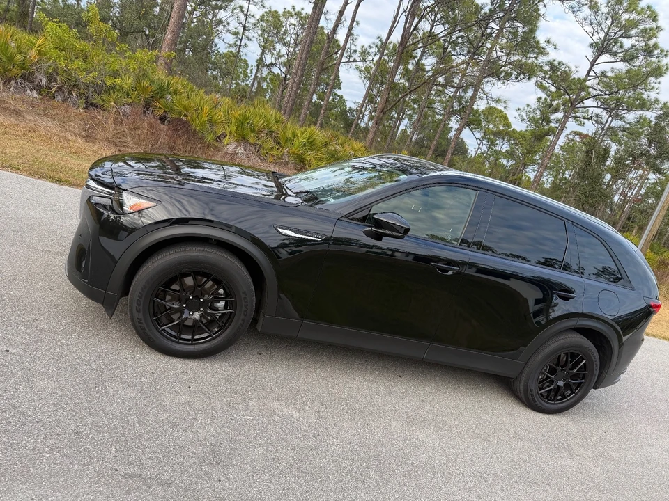 2025 Mazda CX-90 - Image 6 of 16