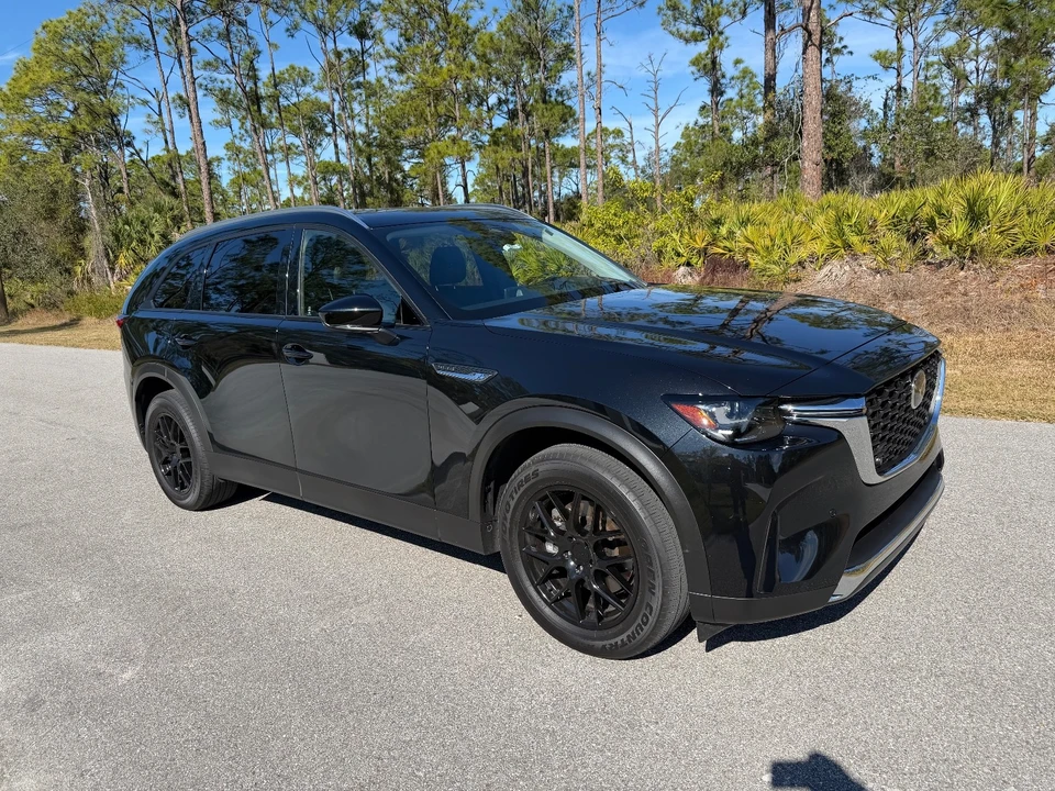 2025 Mazda CX-90 - Image 13 of 16