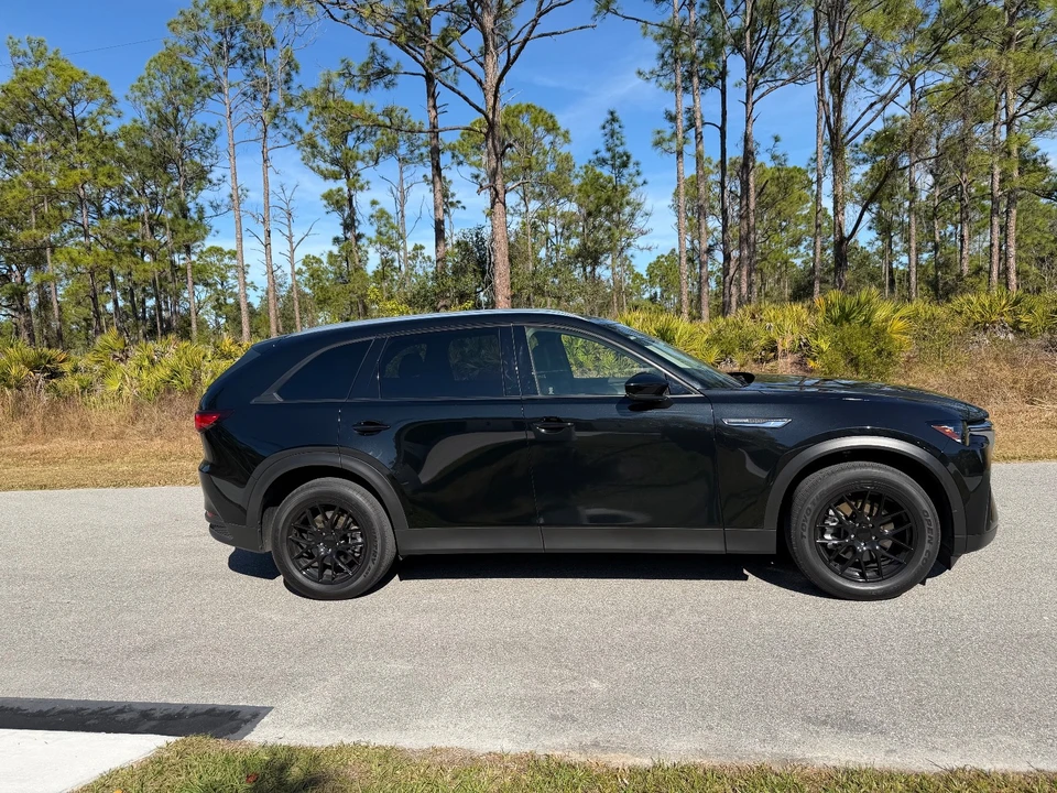 2025 Mazda CX-90 - Image 14 of 16