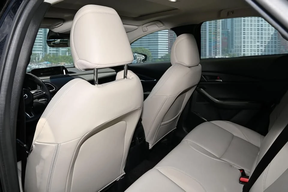 2025 Mazda CX-30 - Image 18 of 20