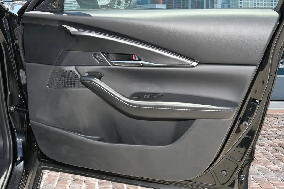 2025 Mazda CX-30 - Image 17 of 20