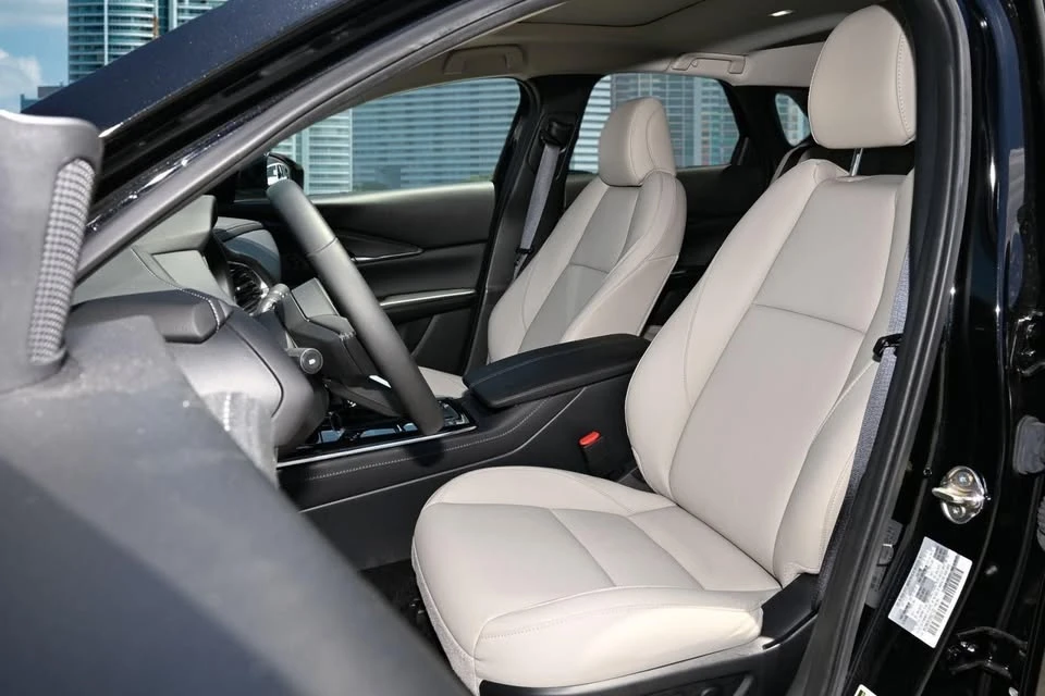 2025 Mazda CX-30 - Image 6 of 20