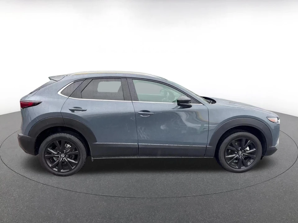 2025 Mazda CX-30 - Image 13 of 31