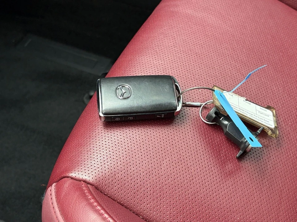 2025 Mazda CX-30 - Image 16 of 31