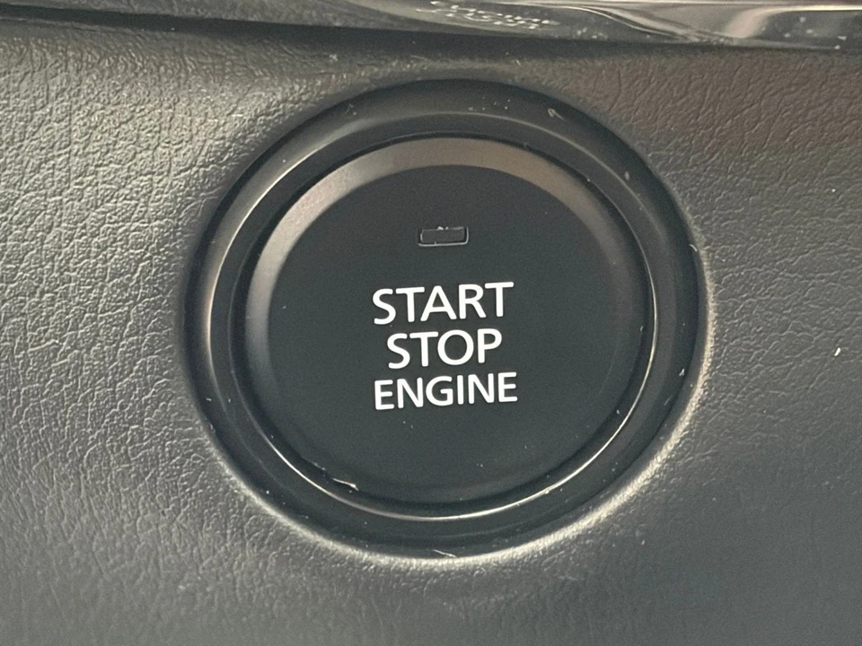 2025 Mazda CX-30 - Image 15 of 31