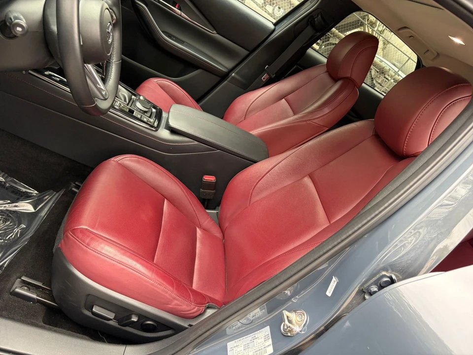 2025 Mazda CX-30 - Image 28 of 31