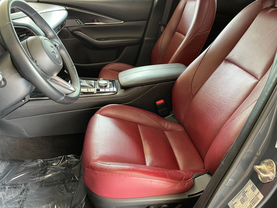 2025 Mazda CX-30 - Image 21 of 31