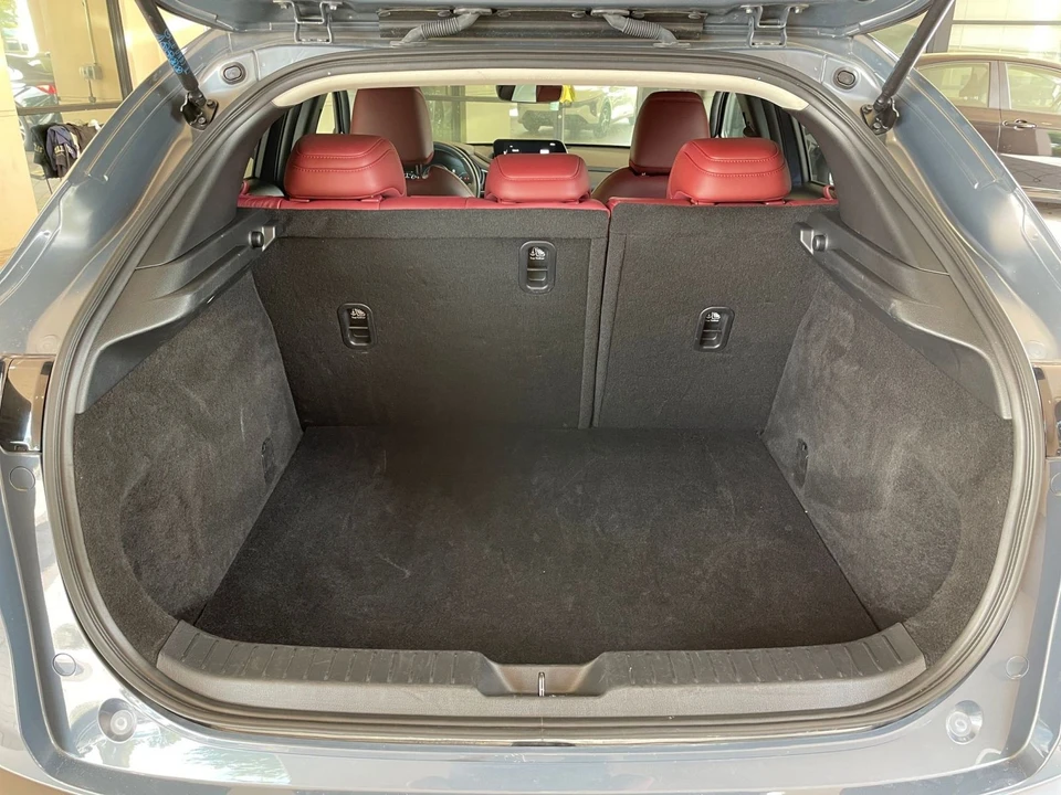 2025 Mazda CX-30 - Image 26 of 31