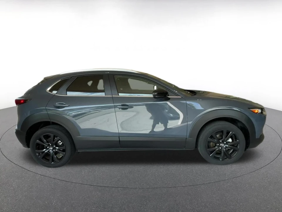 2025 Mazda CX-30 - Image 13 of 31