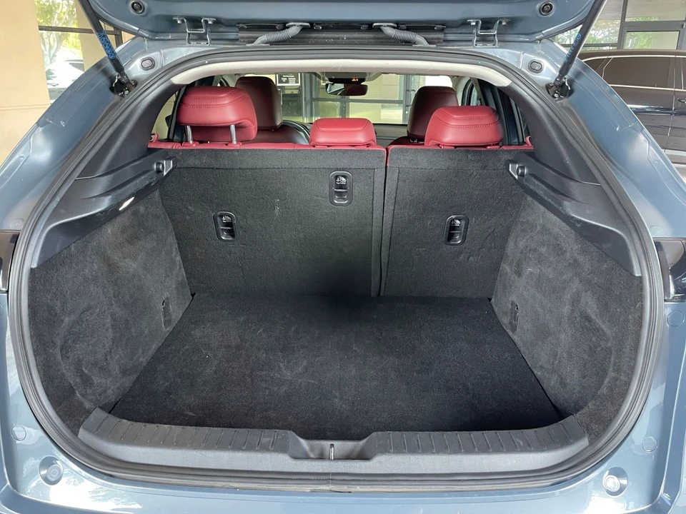 2025 Mazda CX-30 - Image 27 of 31