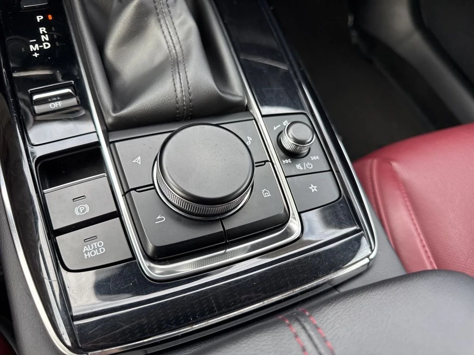 2025 Mazda CX-30 - Image 25 of 31