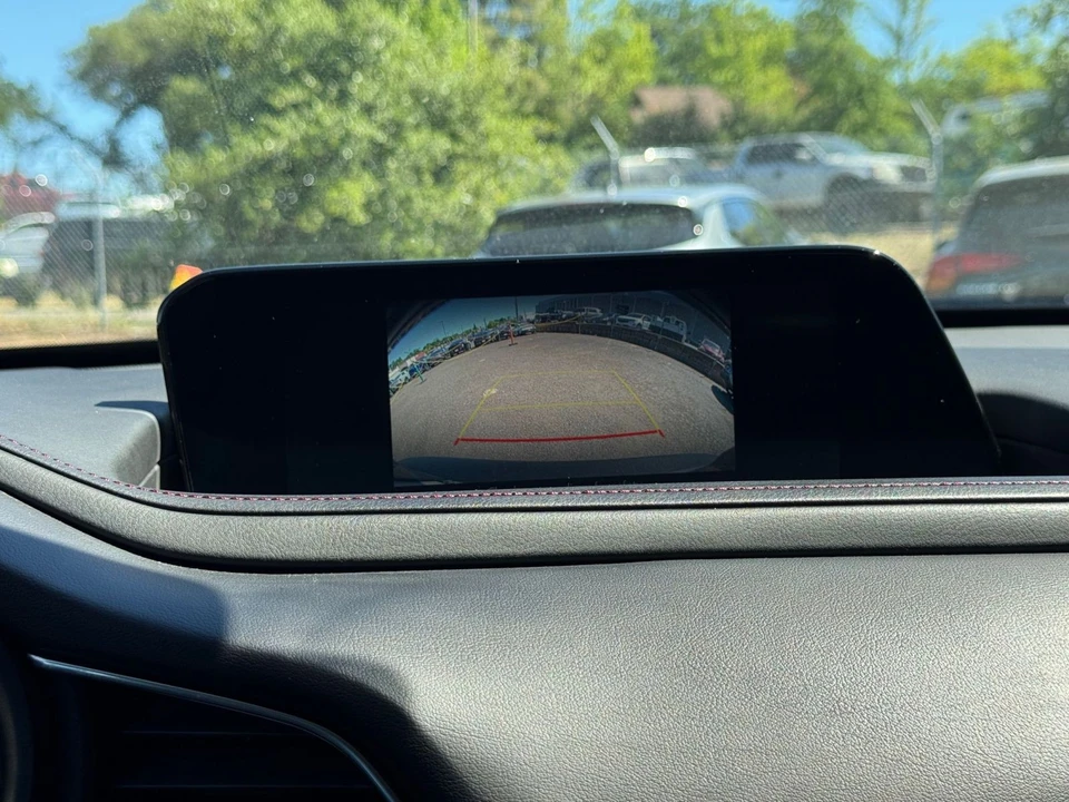 2025 Mazda CX-30 - Image 21 of 31