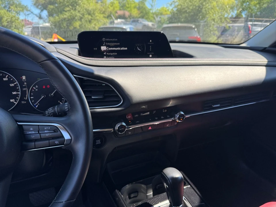 2025 Mazda CX-30 - Image 14 of 31