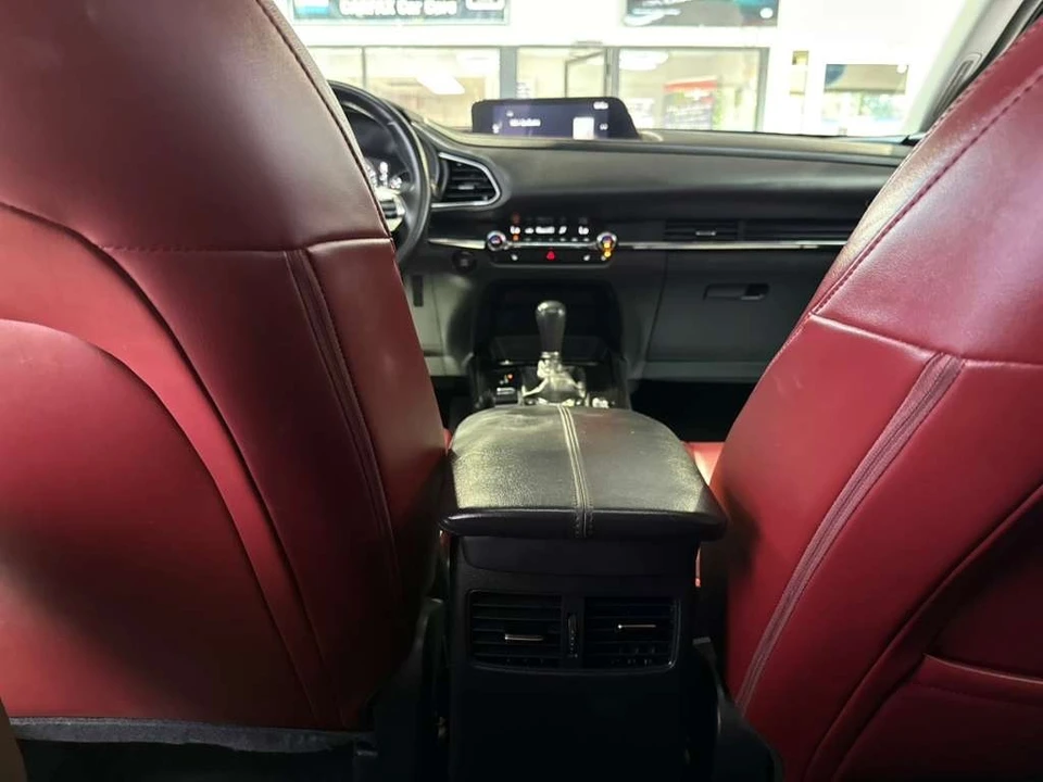 2025 Mazda CX-30 - Image 23 of 31