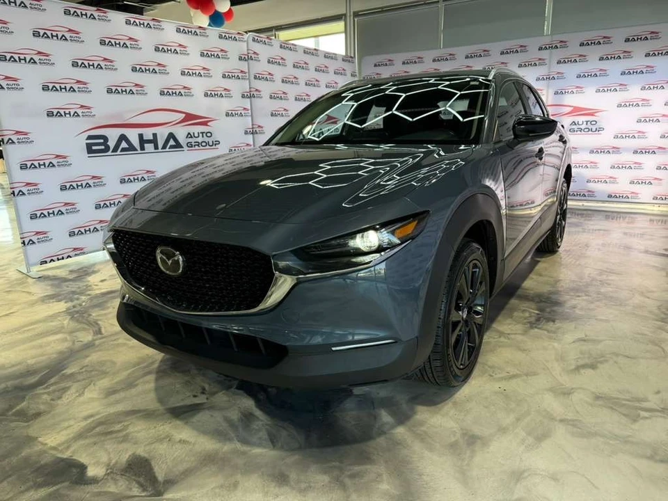 2025 Mazda CX-30 - Image 2 of 31