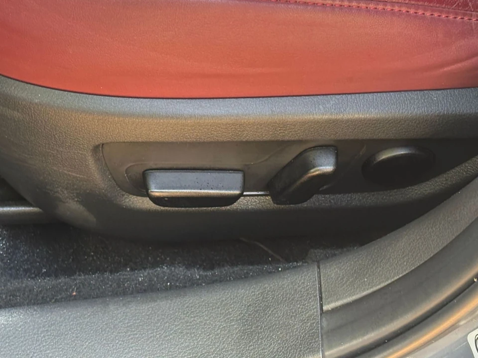2025 Mazda CX-30 - Image 19 of 31