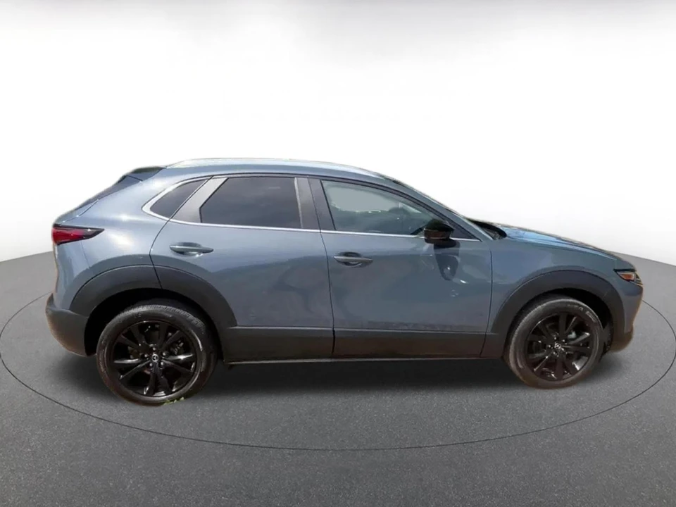 2025 Mazda CX-30 - Image 13 of 31