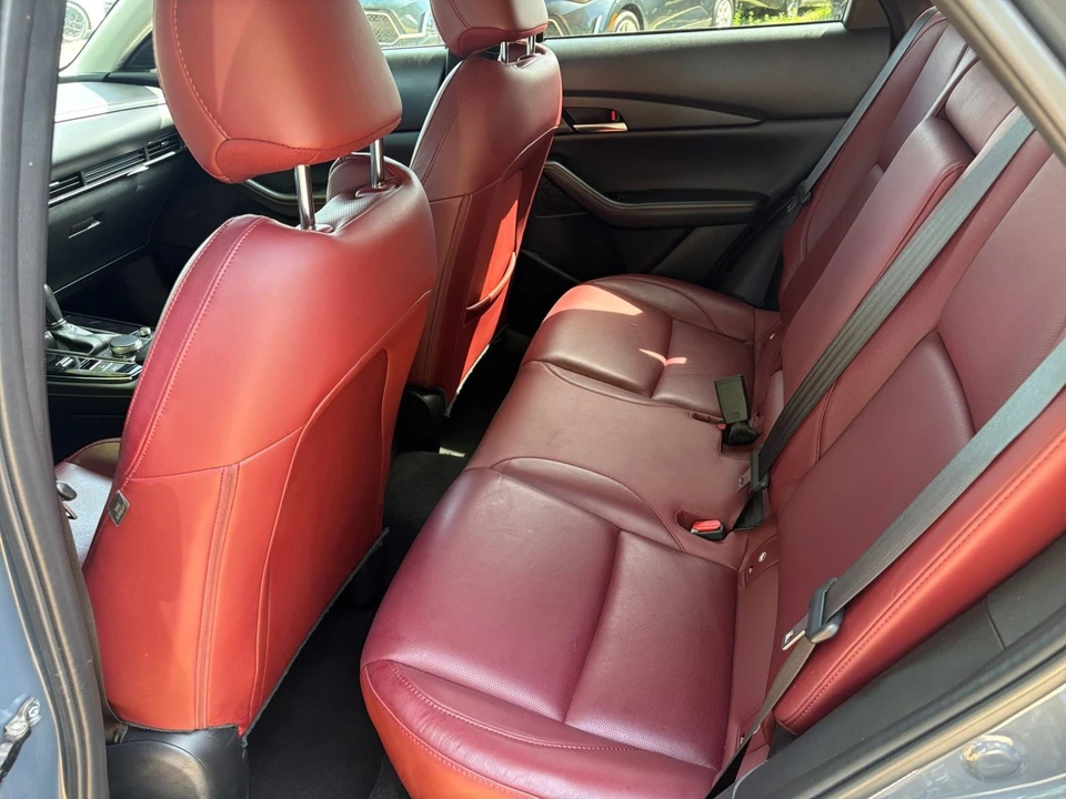 2025 Mazda CX-30 - Image 22 of 31