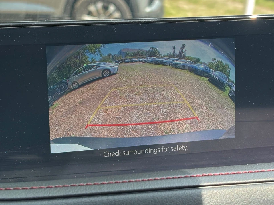 2025 Mazda CX-30 - Image 21 of 31
