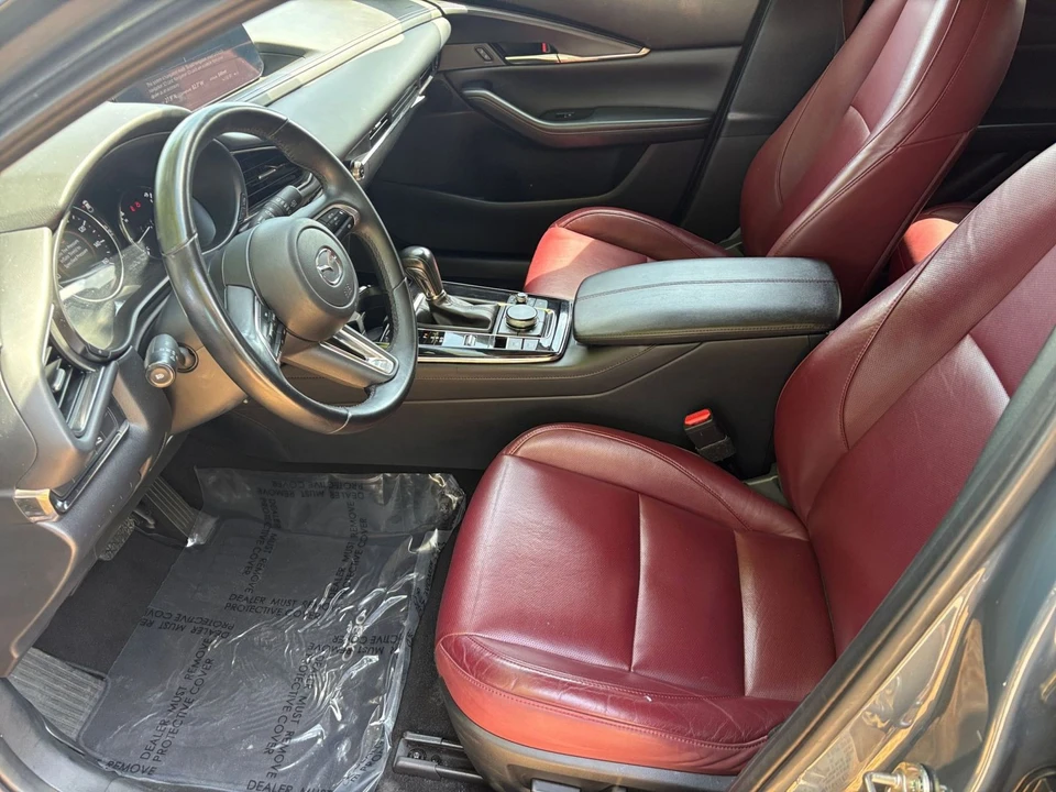 2025 Mazda CX-30 - Image 23 of 31