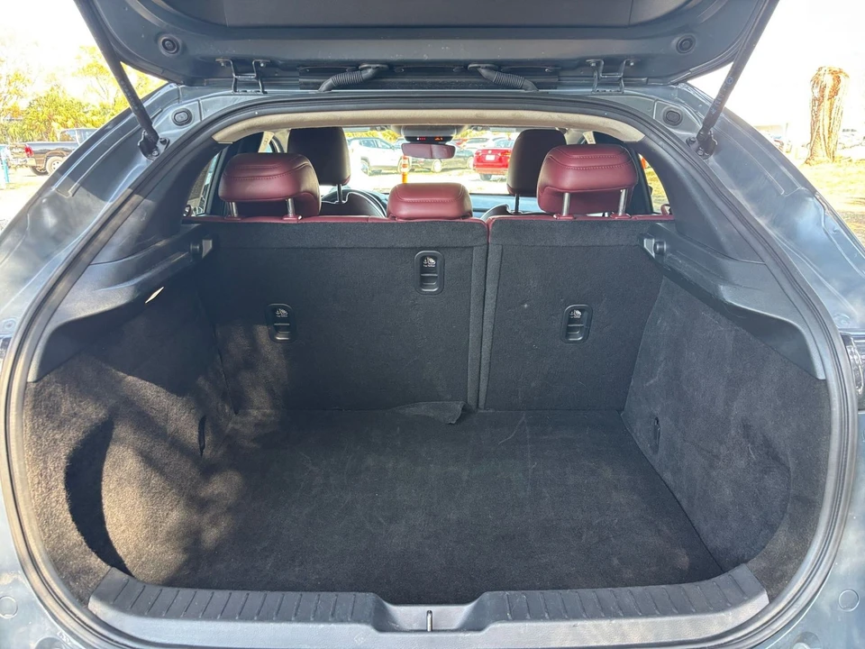 2025 Mazda CX-30 - Image 30 of 31