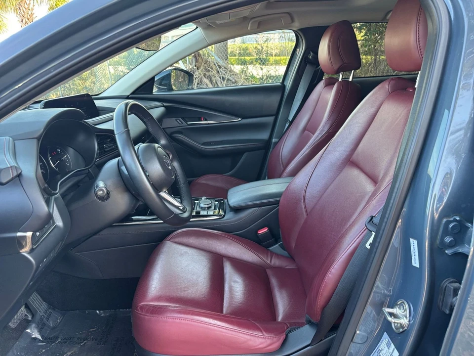 2025 Mazda CX-30 - Image 25 of 31