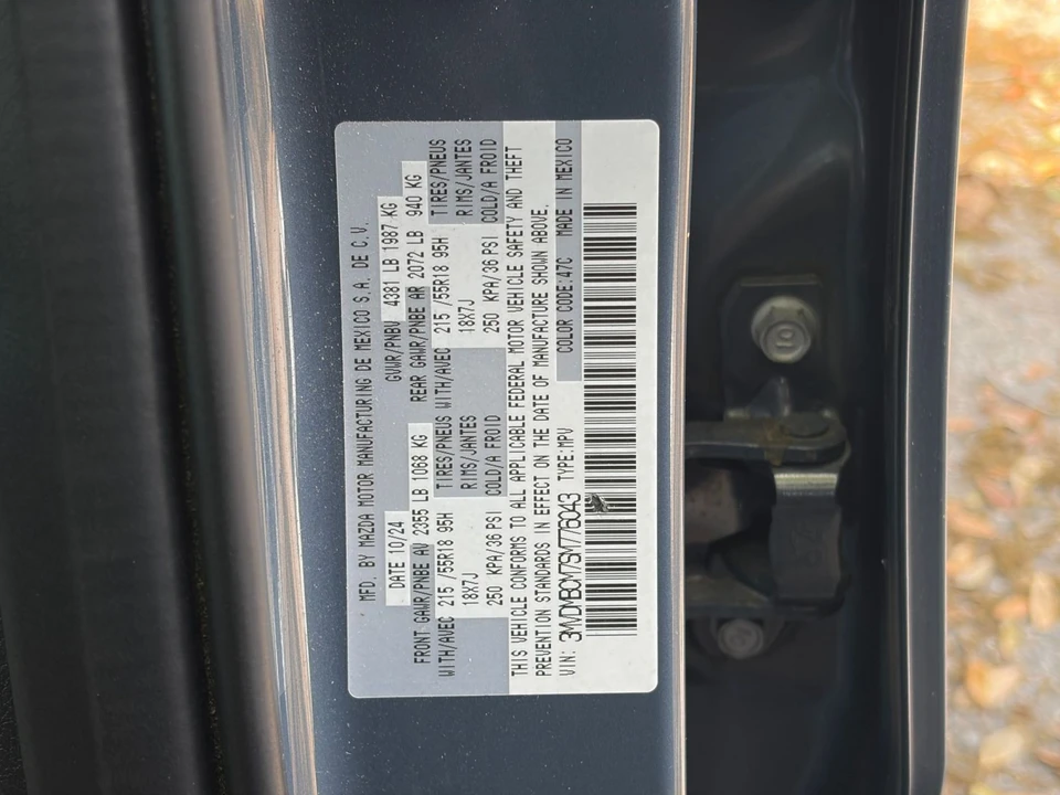 2025 Mazda CX-30 - Image 21 of 31
