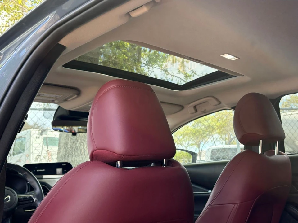 2025 Mazda CX-30 - Image 20 of 31