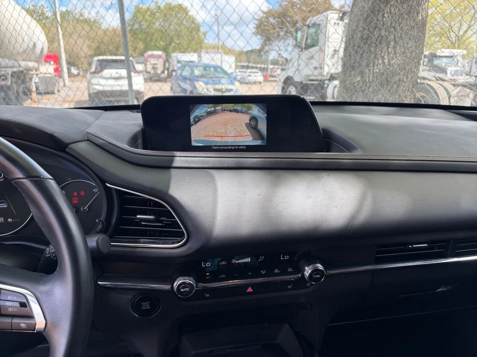 2025 Mazda CX-30 - Image 14 of 31