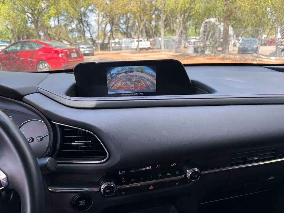 2025 Mazda CX-30 - Image 14 of 31