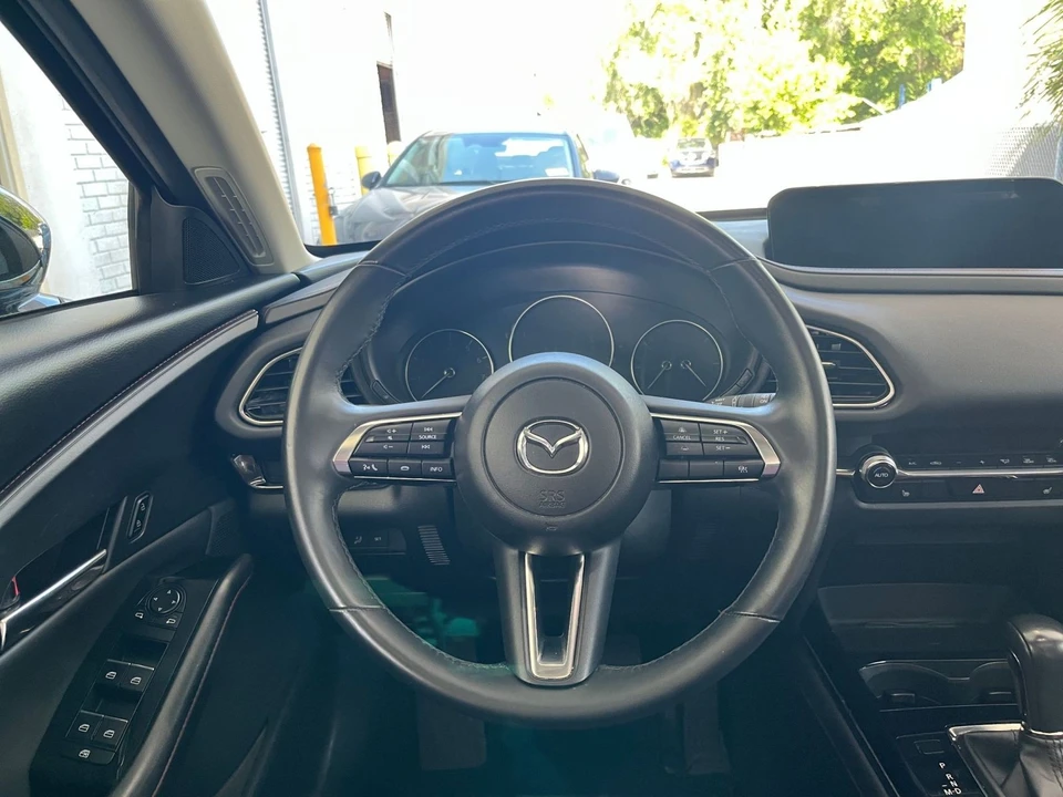 2025 Mazda CX-30 - Image 25 of 31