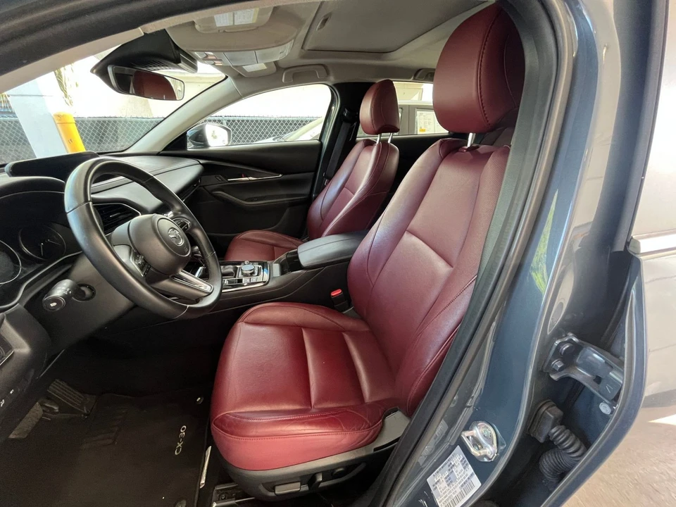 2025 Mazda CX-30 - Image 22 of 31